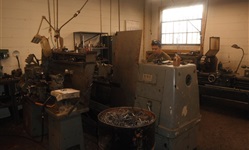 Smoll and biger lathe